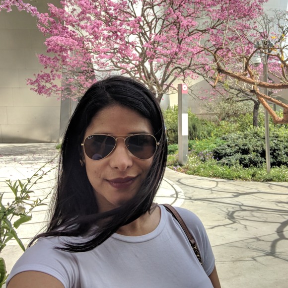 Meet your Posher, Juliana - Picture 1 of 1